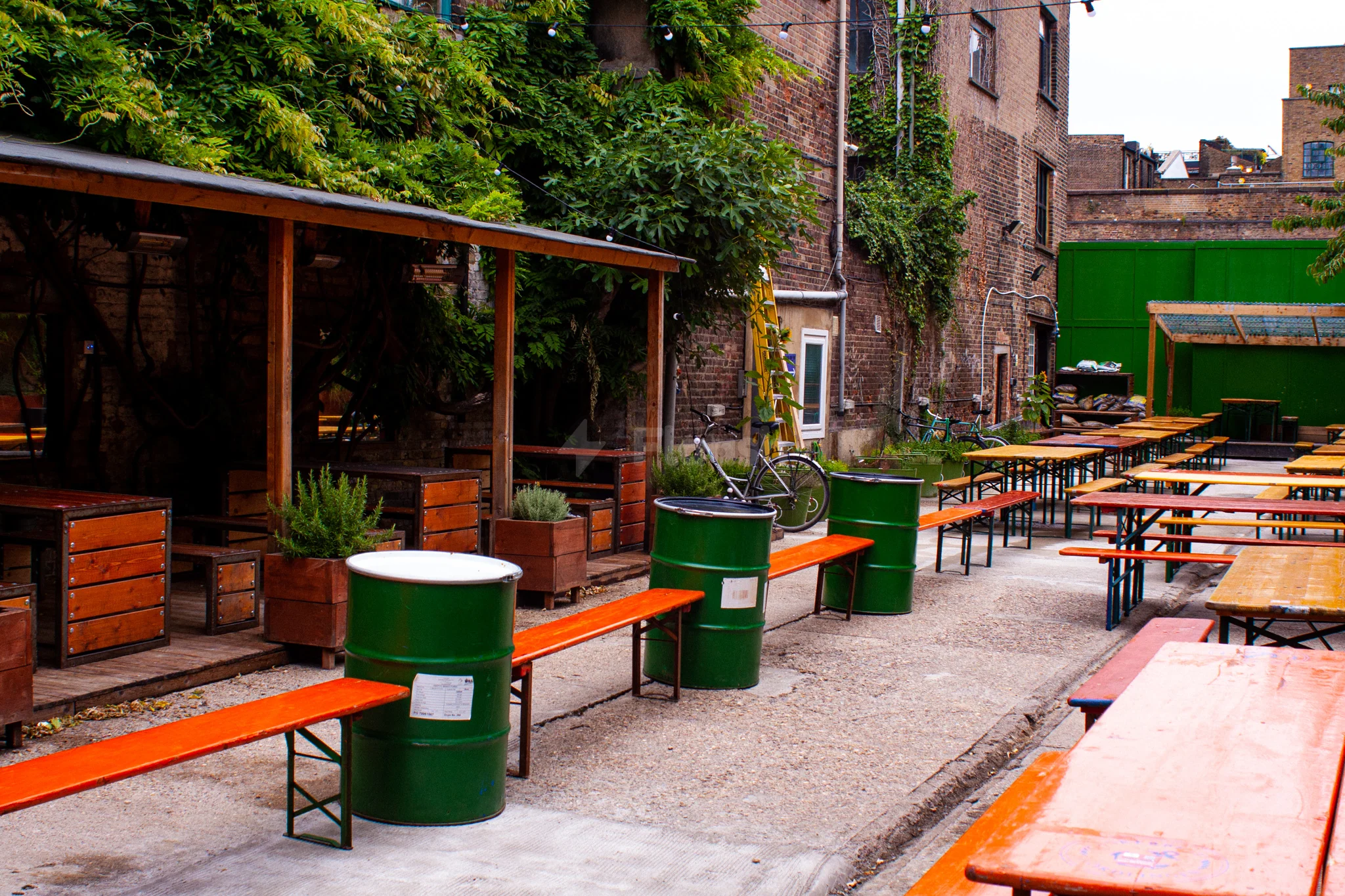 Strongroom Bar & Kitchen — photo 3
