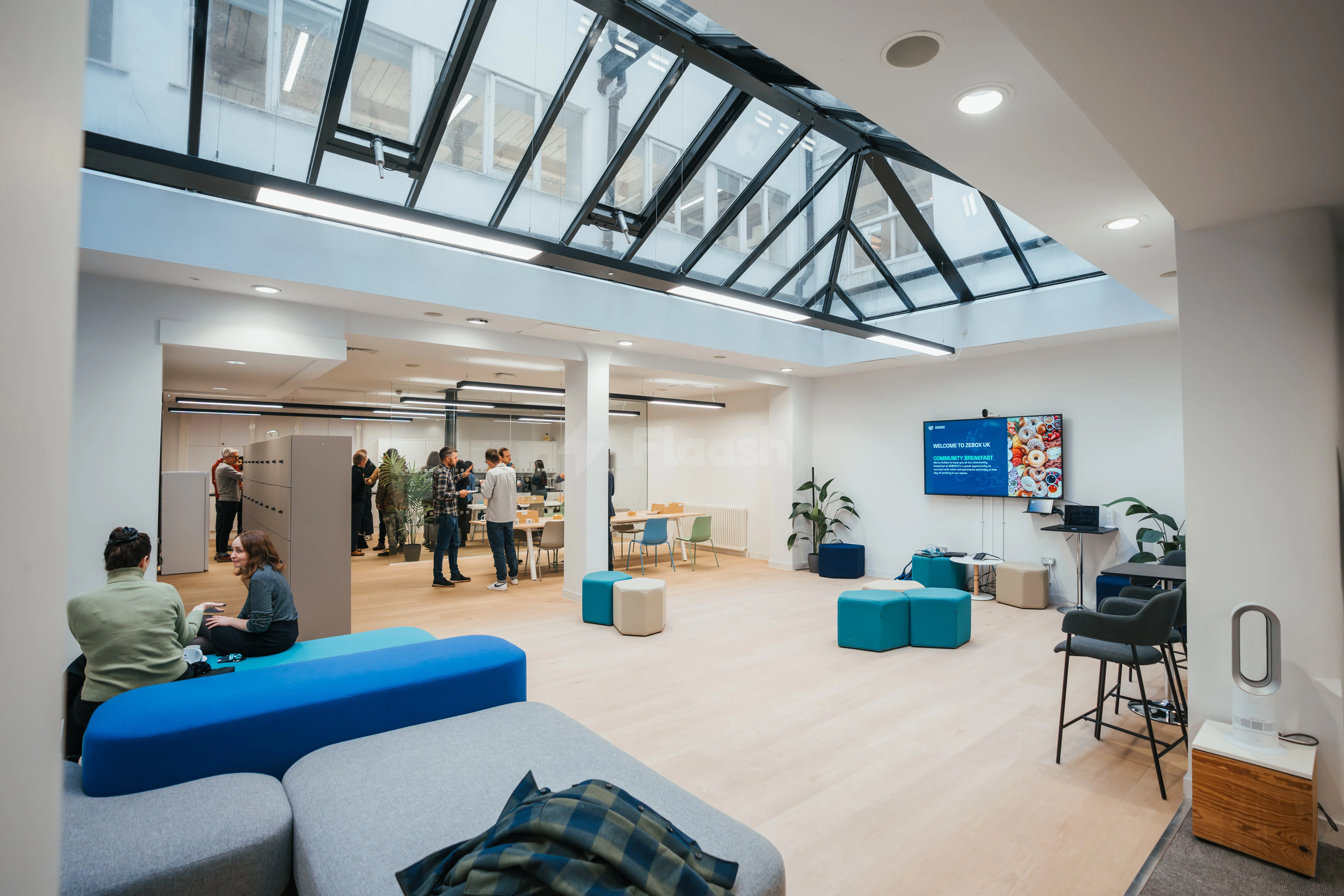 ZEBOX UK — photo 2